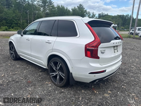 2016 Volvo XC90 T6 R-Design z VIN YV4A22PM9G1051453, wystawiony jako IAAI lot #42409837 z przebiegiem 147 400 mil mil oraz . Historia ofert i sprzedaży dostępna na DreamBid. Obrazek 3.