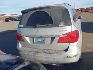 2015 Mercedes-Benz GL-Class GL 350 BlueTEC with VIN 4JGDF2EE4FA449373, listed as a IAAI auction lot 41164029 with 193,092 mi miles. Bid and sale history available at carsss.com. Image 16.