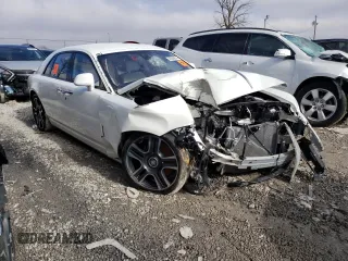 2017 Rolls-Royce Ghost z VIN SCA664S50HUX54312, wystawiony jako Copart lot #40640674 z przebiegiem Nie podano mil oraz Szkody całkowita. Historia ofert i sprzedaży dostępna na DreamBid. Obrazek 4.