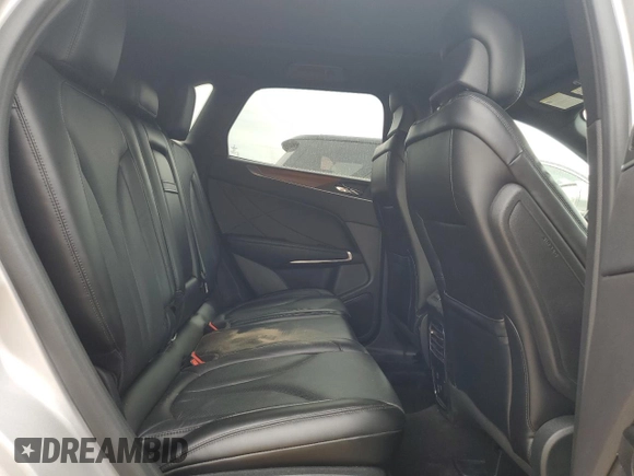 2019 Lincoln MKC Reserve with VIN 5LMCJ3D90KUL50611, listed as a Copart auction lot 62280275 with 48,835 mi miles and Clean title. Bid and sale history available at DreamBid. Image 11.