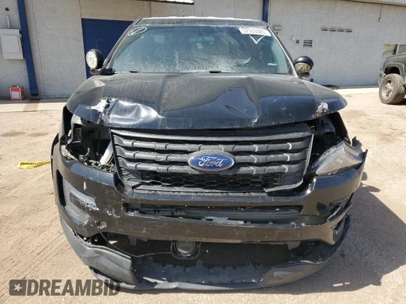 2018 Ford Police Interceptor Utility z VIN 1FM5K8AR5JGC56053, wystawiony jako Copart lot #52163585 z przebiegiem 95 421 mil mil oraz Nie do naprawy. Historia ofert i sprzedaży dostępna na DreamBid. Obrazek 5.