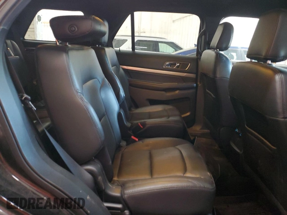 2018 Ford Explorer XLT z VIN 1FM5K8D81JGC06110, wystawiony jako Copart lot #58719295 z przebiegiem 92 645 mil mil oraz Szkoda całkowita • Salvage title. Historia ofert i sprzedaży dostępna na DreamBid. Obrazek 11.