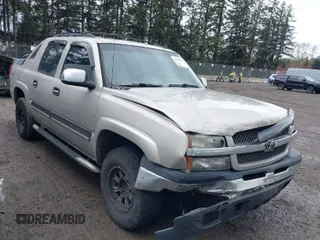 2006 Chevrolet Avalanche Z71 z VIN 3GNEK12T26G222841, wystawiony jako IAAI lot #41928660 z przebiegiem 237 220 mil mil oraz . Historia ofert i sprzedaży dostępna na DreamBid. Obrazek 1.
