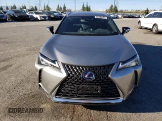 2020 Lexus UX with VIN JTHP9JBH4L2021390, listed as a Copart auction lot 40496333 with 20,694 mi miles. Bid and sale history available at carsss.com. Image 5.