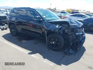 2023 Jeep Grand Cherokee Limited with VIN 1C4RJGBG7PC579147, listed as a IAAI auction lot 42140352 with 20,871 mi miles and . Bid and sale history available at DreamBid. Image 1.