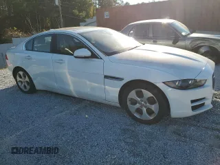 2018 Jaguar XE 25t with VIN SAJAR4FX7JCP27482, listed as a Copart auction lot 81964804 with 129,113 mi miles and Clean Title. Bid and sale history available at carsss.com. Image 4.