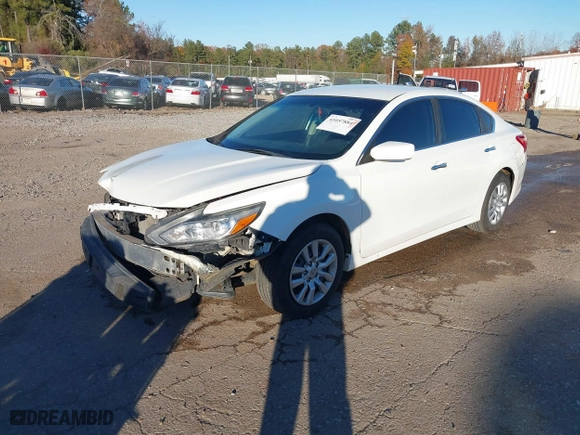 2017 Nissan Altima 2.5 SR with VIN 1N4AL3AP7HC162393, listed as a IAAI auction lot 41057884 with 172,433 mi miles. Bid and sale history available at carsss.com. Image 20.