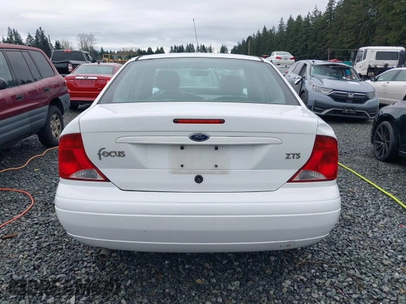 2004 Ford Focus ZTS with VIN 1FAFP38Z34W137002, listed as a IAAI auction lot 41867443 with 185,862 mi miles and . Bid and sale history available at carsss.com. Image 16.