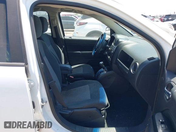 2011 Jeep Compass with VIN 1J4NT1FA3BD139578, listed as a IAAI auction lot 42058499 with 159,322 mi miles. Bid and sale history available at carsss.com. Image 5.