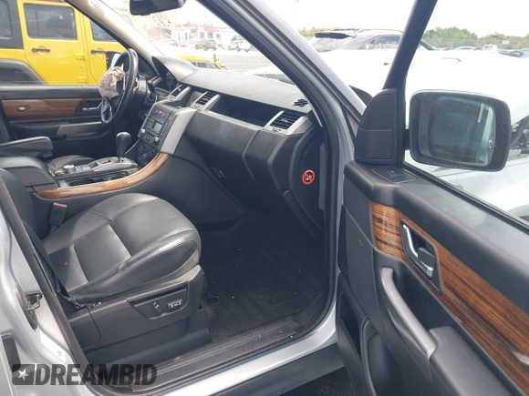2008 Land Rover Range Rover Sport SC with VIN SALSH23488A188051, listed as a IAAI auction lot 42612602 with 90,227 mi miles and . Bid and sale history available at DreamBid. Image 5.