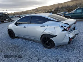 2021 Nissan Versa SV z VIN 3N1CN8EV3ML921934, wystawiony jako Copart lot #81993844 z przebiegiem 31 207 mil mil oraz Szkoda całkowita • Salvage title. Historia ofert i sprzedaży dostępna na DreamBid. Obrazek 2.