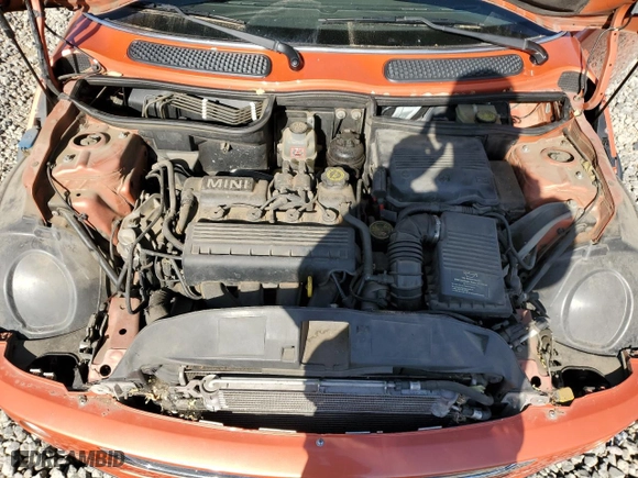 2005 MINI Cooper Convertible with VIN WMWRF33485TG10403, listed as a Copart auction lot 52459735 with 118,445 mi miles and Clean Title. Bid and sale history available at carsss.com. Image 11.