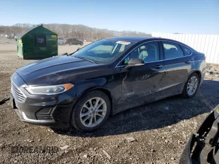 2019 Ford Fusion Hybrid SEL with VIN 3FA6P0MU4KR136756, listed as a Copart auction lot 45093055 with 104,758 mi miles and Salvage Title. Bid and sale history available at carsss.com. Image 1.