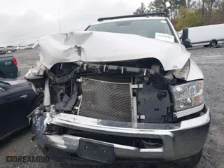 2018 Ram 2500 Tradesman with VIN 3C6UR5CL5JG316444, listed as a IAAI auction lot 41844569 with 161,000 mi miles. Bid and sale history available at carsss.com. Image 12.