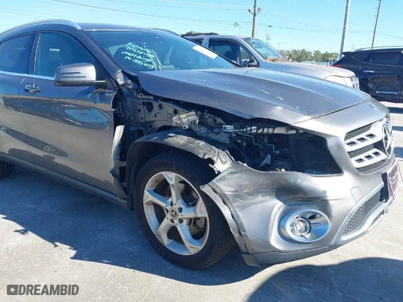 2018 Mercedes-Benz GLA with VIN WDCTG4GB9JJ530013, listed as a IAAI auction lot 40883905 with 81,635 mi miles. Bid and sale history available at carsss.com. Image 6.