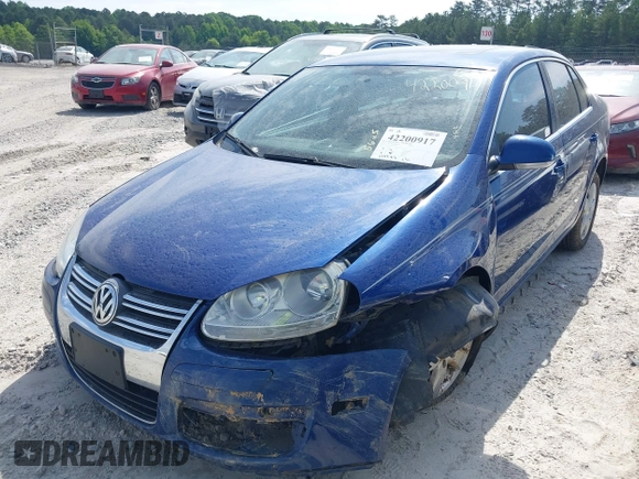 2009 Volkswagen Jetta SE z VIN 3VWRZ71K99M159242, wystawiony jako IAAI lot #42200917 z przebiegiem 226 285 mil mil oraz . Historia ofert i sprzedaży dostępna na DreamBid. Obrazek 19.