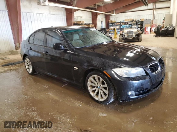2011 BMW 3 Series 328i xDrive with VIN WBAPK5C54BA662297, listed as a Copart auction lot 53791725 with 210,616 mi miles and Clean Title. Bid and sale history available at DreamBid. Image 4.