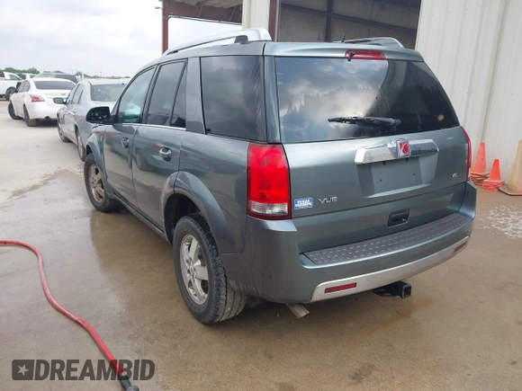 2007 Saturn VUE V6 z VIN 5GZCZ53487S838580, wystawiony jako IAAI lot #42117071 z przebiegiem 224 255 mil mil oraz . Historia ofert i sprzedaży dostępna na DreamBid. Obrazek 3.