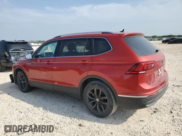 2022 Volkswagen Tiguan SE z VIN 3VV3B7AX8NM013029, wystawiony jako Copart lot #50613465 z przebiegiem 47 819 mil mil oraz Szkoda całkowita • Salvage title. Historia ofert i sprzedaży dostępna na DreamBid. Obrazek 2.