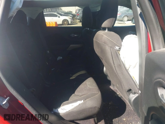 2017 Jeep Cherokee Latitude with VIN 1C4PJLCB2HW607682, listed as a IAAI auction lot 41698412 with 136,562 mi miles and . Bid and sale history available at DreamBid. Image 8.