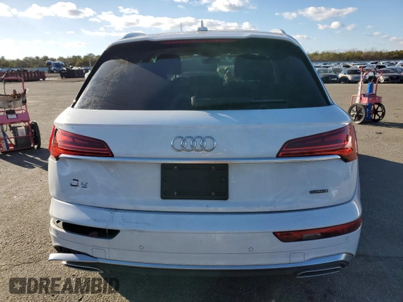 2024 Audi Q5 S line Premium with VIN WA1GAAFY9R2045240, listed as a Copart auction lot 41384195 with 16,983 mi miles and Salvage Title. Bid and sale history available at carsss.com. Image 6.