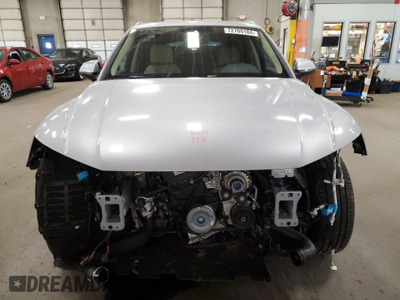 2024 Audi Q5 Premium with VIN WA1ABAFY1R2094807, listed as a Copart auction lot 72709184 with 2,632 mi miles and Salvage Title. Bid and sale history available at carsss.com. Image 5.
