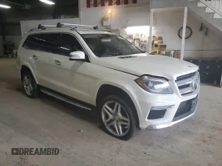 2013 Mercedes-Benz GL-Class GL 550 with VIN 4JGDF7DE8DA198319, listed as a Copart auction lot 67268094 with 177,699 mi miles and Clean Title. Bid and sale history available at carsss.com. Image 4.