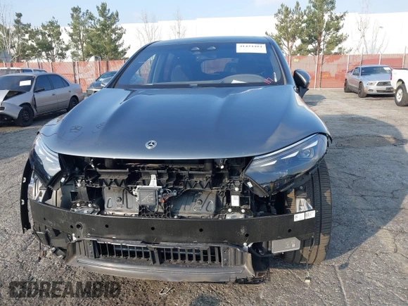 2023 Mercedes-Benz EQS 580 z VIN 4JGDM4EBXPA026161, wystawiony jako IAAI lot #41424484 z przebiegiem Nie podano mil oraz . Historia ofert i sprzedaży dostępna na DreamBid. Obrazek 13.