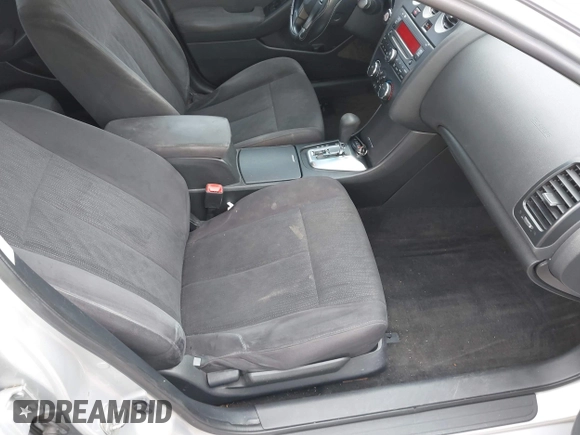 2011 Nissan Altima S with VIN 1N4AL2AP9BC152403, listed as a IAAI auction lot 42505092 with 172,725 mi miles and . Bid and sale history available at DreamBid. Image 8.