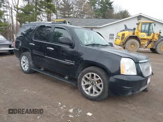 2007 GMC Yukon Denali z VIN 1GKFK63877J360156, wystawiony jako IAAI lot #41878016 z przebiegiem 183 907 mil mil oraz . Historia ofert i sprzedaży dostępna na DreamBid. Obrazek 1.