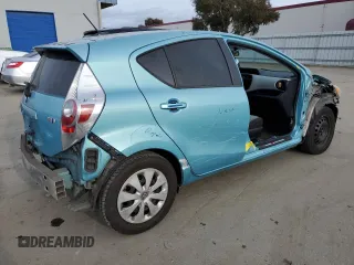 2012 Toyota Prius One with VIN JTDKDTB37C1017964, listed as a Copart auction lot 45726165 with 189,186 mi miles and Salvage Title. Bid and sale history available at DreamBid. Image 3.