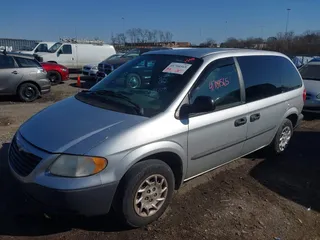 2002 Chrysler Voyager with VIN 1C4GJ25B02B697095, listed as a IAAI auction lot 41704565 with 168,931 mi miles. Bid and sale history available at carsss.com. Image 6.
