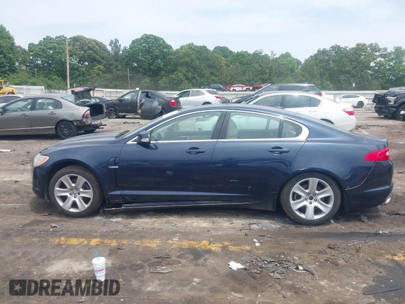 2009 Jaguar XF Luxury z VIN SAJWA05B29HR23758, wystawiony jako IAAI lot #42280805 z przebiegiem 249 400 mil mil oraz . Historia ofert i sprzedaży dostępna na DreamBid. Obrazek 14.