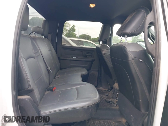 2022 Ram 2500 Tradesman with VIN 3C6UR5CJXNG204016, listed as a IAAI auction lot 42146186 with 105,216 mi miles. Bid and sale history available at carsss.com. Image 8.