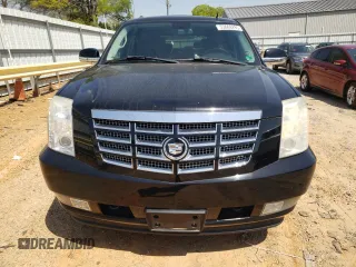 2007 Cadillac Escalade with VIN 1GYFK638X7R264917, listed as a Copart auction lot 53669295 with 165,804 mi miles and Salvage Title. Bid and sale history available at carsss.com. Image 5.