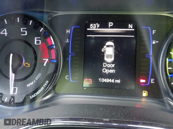 2015 Chrysler 200 S with VIN 1C3CCCBB9FN754311, listed as a IAAI auction lot 41920993 with 104,944 mi miles. Bid and sale history available at carsss.com. Image 15.