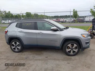 2018 Jeep Compass Altitude с VIN 3C4NJDBB0JT135993, выставлен на аукционе IAAI как лот 42345817 с пробегом 69 892 миль миль и . История ставок и продаж доступна на DreamBid. Изображение 13.