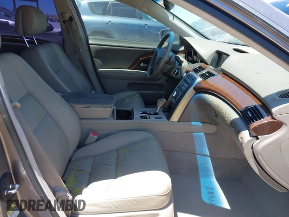 2005 Acura RL with VIN JH4KB165X5C011801, listed as a IAAI auction lot 42655208 with 190,816 mi miles and . Bid and sale history available at DreamBid. Image 5.