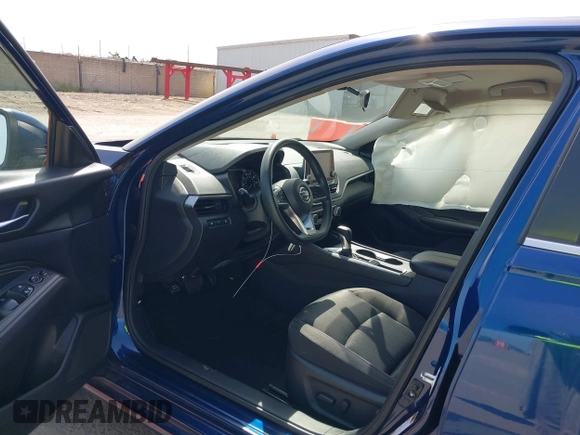2019 Nissan Altima S z VIN 1N4BL4BV3KC103257, wystawiony jako IAAI lot #42056680 z przebiegiem 99 467 mil mil oraz . Historia ofert i sprzedaży dostępna na DreamBid. Obrazek 5.