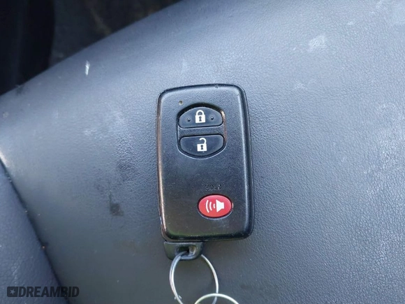 2016 Toyota Prius v Two with VIN JTDZN3EU9GJ043181, listed as a IAAI auction lot 41893645 with 135,895 mi miles. Bid and sale history available at carsss.com. Image 11.