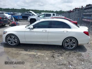 2018 Mercedes-Benz C 300 with VIN 55SWF4JB5JU250805, listed as a IAAI auction lot 42365382 with 48,347 mi miles and . Bid and sale history available at DreamBid. Image 14.
