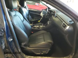 2019 Genesis G70 2.0T Advanced with VIN KMTG64LA1KU026869, listed as a Copart auction lot 70709004 with 85,109 mi miles and Salvage Title. Bid and sale history available at carsss.com. Image 7.