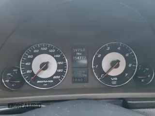 2005 Mercedes-Benz C 55 AMG z VIN WDBRF76J35F584816, wystawiony jako Copart lot #45890395 z przebiegiem 154 772 mil mil oraz Szkoda całkowita • Salvage title. Historia ofert i sprzedaży dostępna na DreamBid. Obrazek 9.