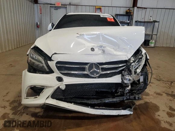 2019 Mercedes-Benz C 300 z VIN WDDWF8EB2KR483254, wystawiony jako Copart lot #56317625 z przebiegiem Nie podano mil oraz Szkoda całkowita • Salvage title. Historia ofert i sprzedaży dostępna na DreamBid. Obrazek 5.
