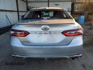2021 Toyota Camry SE Nightshade with VIN 4T1G11AK0MU587022, listed as a Copart auction lot 85542424 with 111,572 mi miles and Clean Title. Bid and sale history available at carsss.com. Image 6.