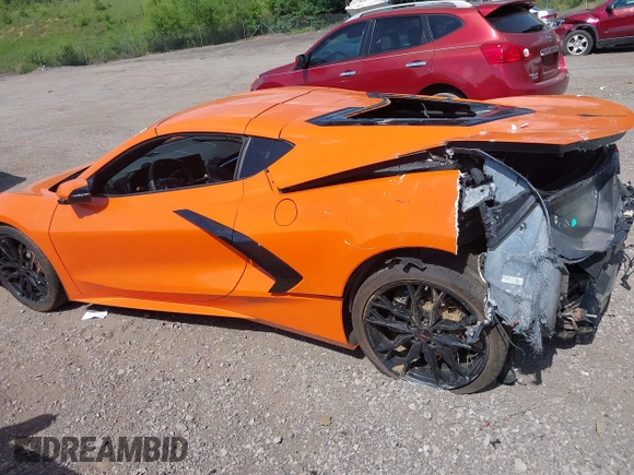 2023 Chevrolet Corvette 1LT z VIN 1G1YA2D42P5116136, wystawiony jako IAAI lot #39475074 z przebiegiem Nie podano mil oraz . Historia ofert i sprzedaży dostępna na DreamBid. Obrazek 14.