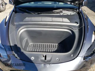 2024 Tesla Model Y with VIN 7SAYGDED3RF114643, listed as a Copart auction lot 56557075 with 3,021 mi miles and Salvage Title. Bid and sale history available at DreamBid. Image 11.