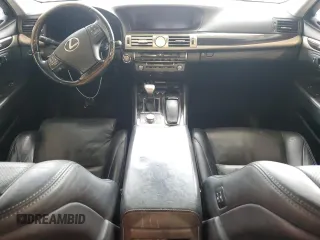 2013 Lexus LS 460 with VIN JTHCL5EF0D5018682, listed as a Copart auction lot 55614405 with 138,319 mi miles and Salvage title. Bid and sale history available at DreamBid. Image 8.