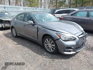 2015 Infiniti Q50 Premium with VIN JN1BV7AR8FM417774, listed as a IAAI auction lot 41909847 with 39,377 mi miles. Bid and sale history available at carsss.com. Image 1.
