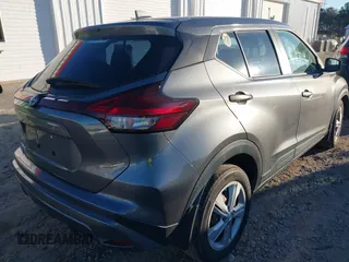 2022 Nissan Kicks S with VIN 3N1CP5BV4NL476537, listed as a IAAI auction lot 41316056 with 62,449 mi miles and . Bid and sale history available at carsss.com. Image 4.